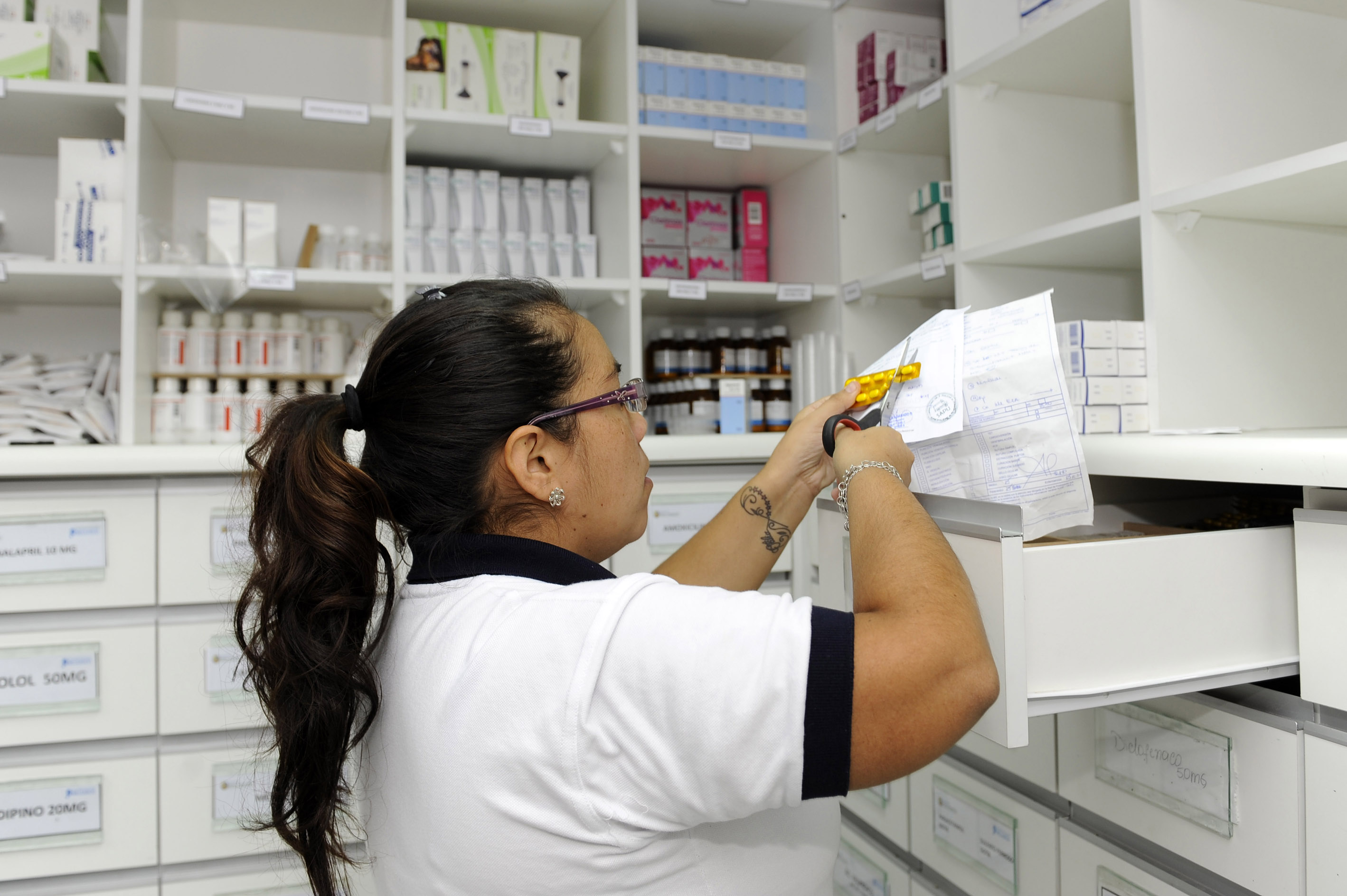 Photo of Este jueves abre sus puertas farmacia municipal de Alto Hospicio (Conoce los requisitos AQUÍ)