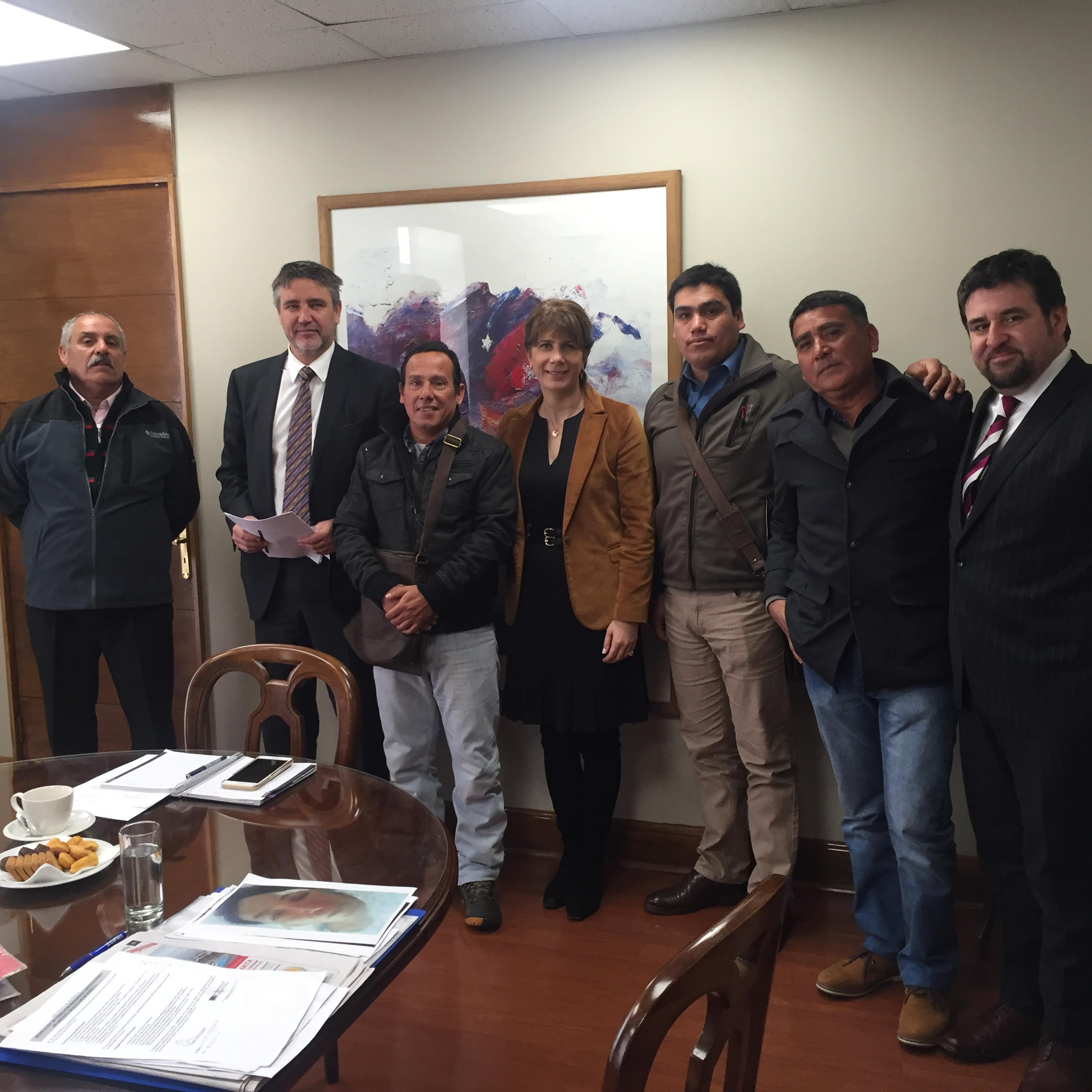 Photo of Senador Rossi y cargadores Zofri se reúnen con Ministra del Trabajo por mejores condiciones laborales 