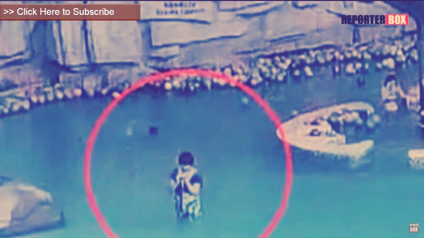Photo of (Video) Terrible: Niño se ahoga mientras su mamá miraba el celular