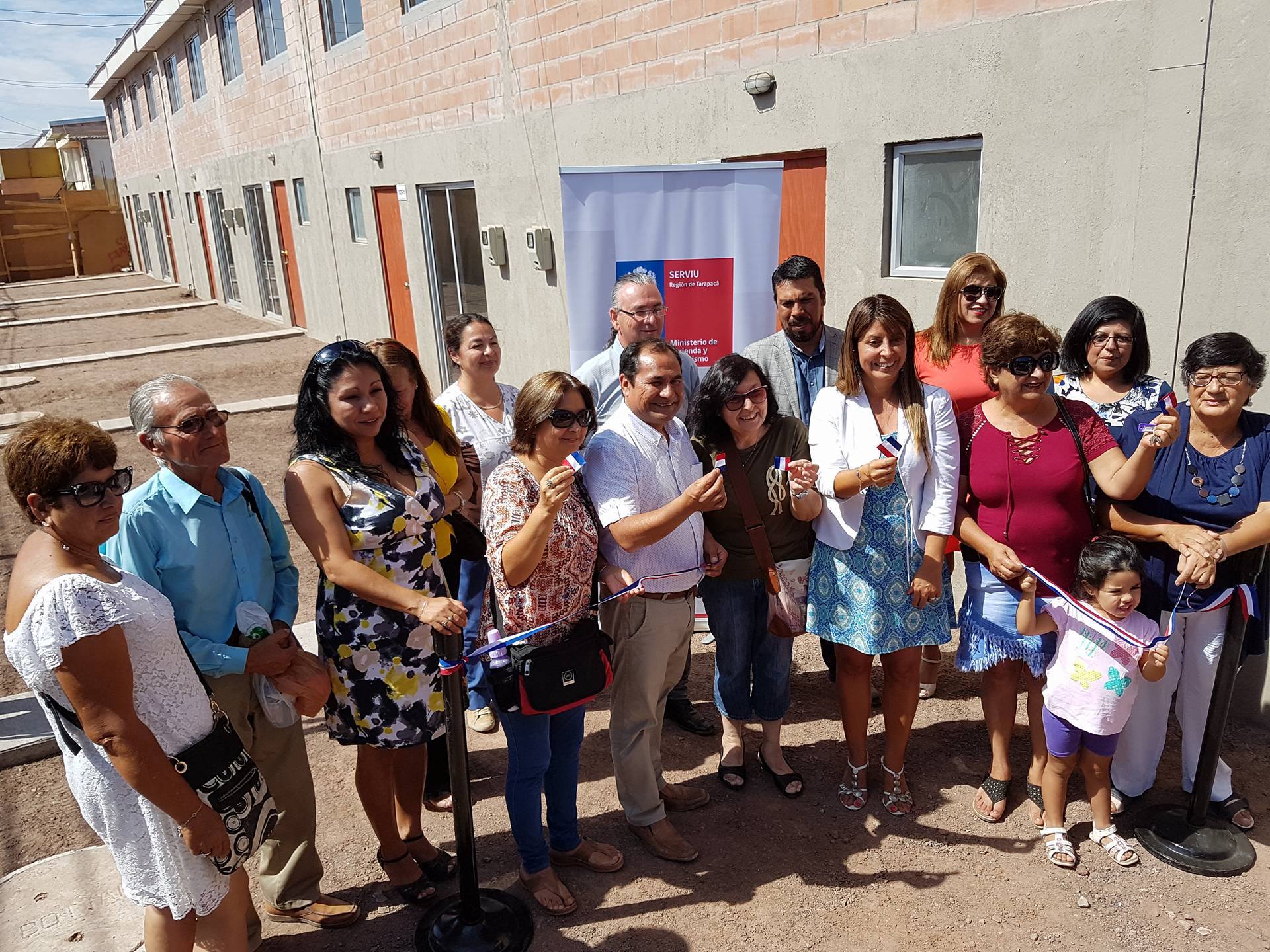 Photo of 23 FAMILIAS RECIBIERON SUS HOGARES RECONSTRUIDOS EN ALTO HOSPICIO