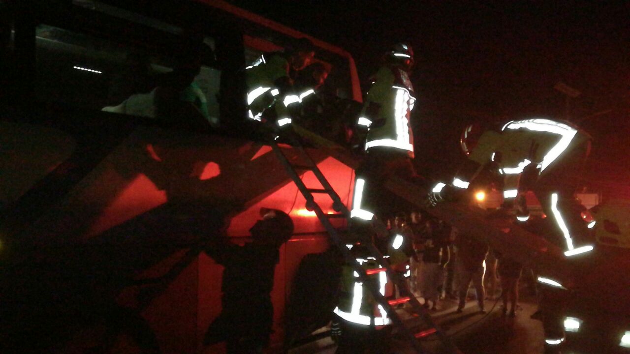 Photo of Colisión de Bus con automóvil deja tres lesionados al sur de Pozo Almonte