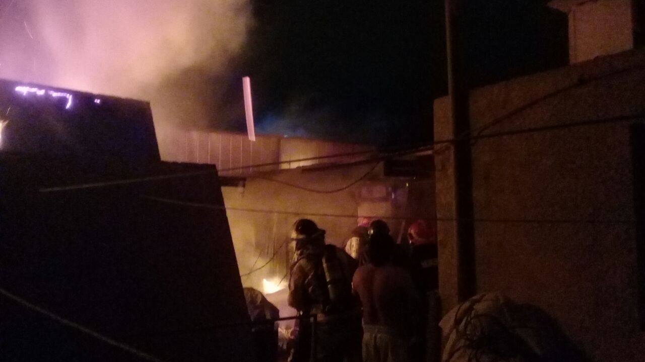 Photo of Siete damnificados y un local destruido dejó incendio en Alto Hospicio
