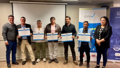 Photo of 40 trabajadores y trabajadoras reciben Certificación de Competencias Laborales acreditada por Chilevalora